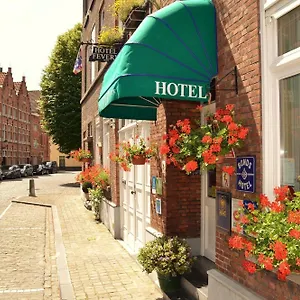 Hotell Fevery, Brygge